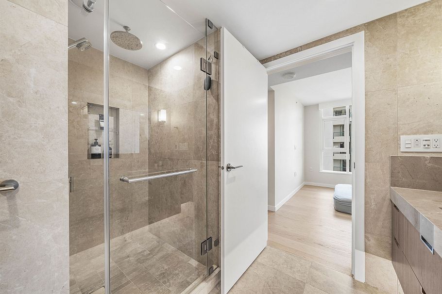 1801 1335 Howe Street Vancouver, BC - 15
