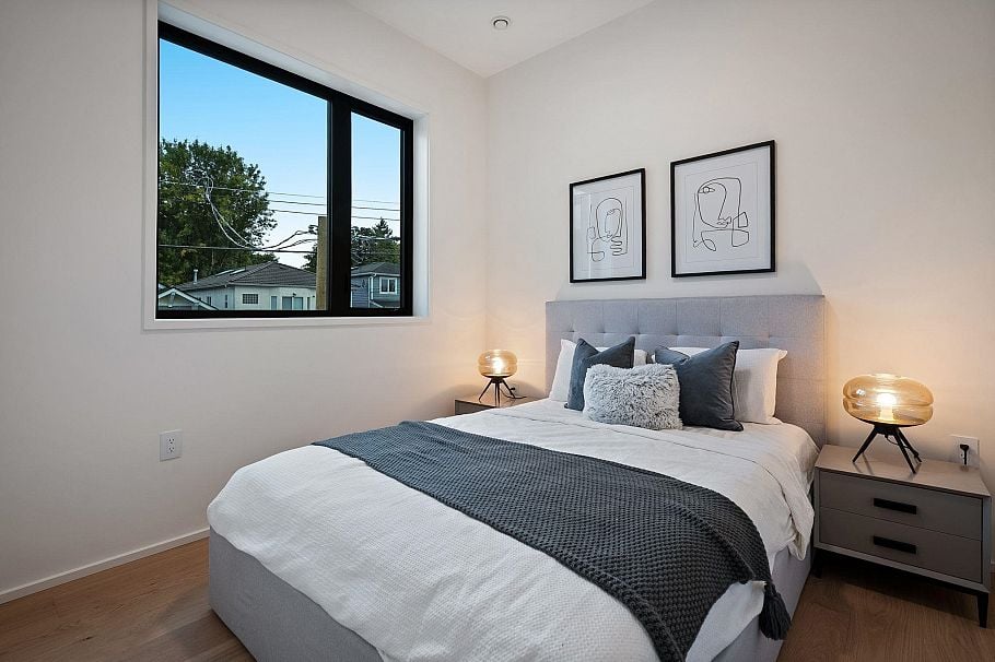 166 E 38th Avenue Vancouver, BC - 25