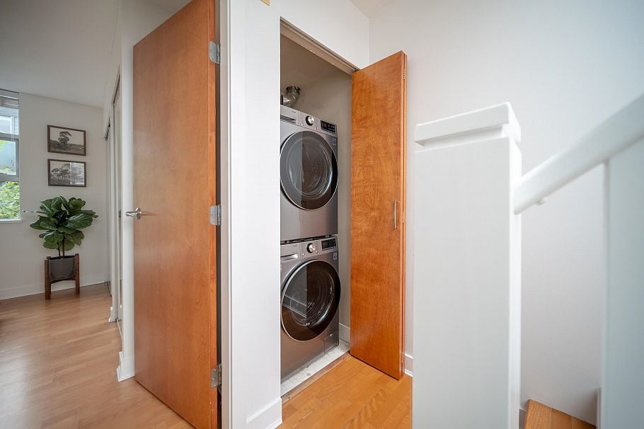 9 1250 W 6th Avenue Vancouver, BC - 12