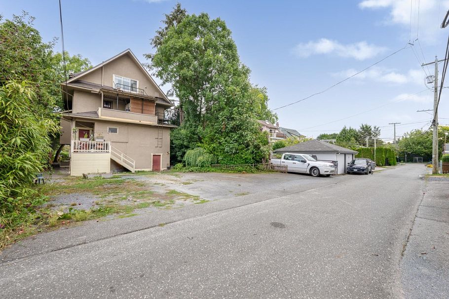 236 W 12th Avenue Vancouver, BC - 37