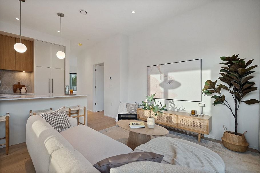 166 E 38th Avenue Vancouver, BC - 19