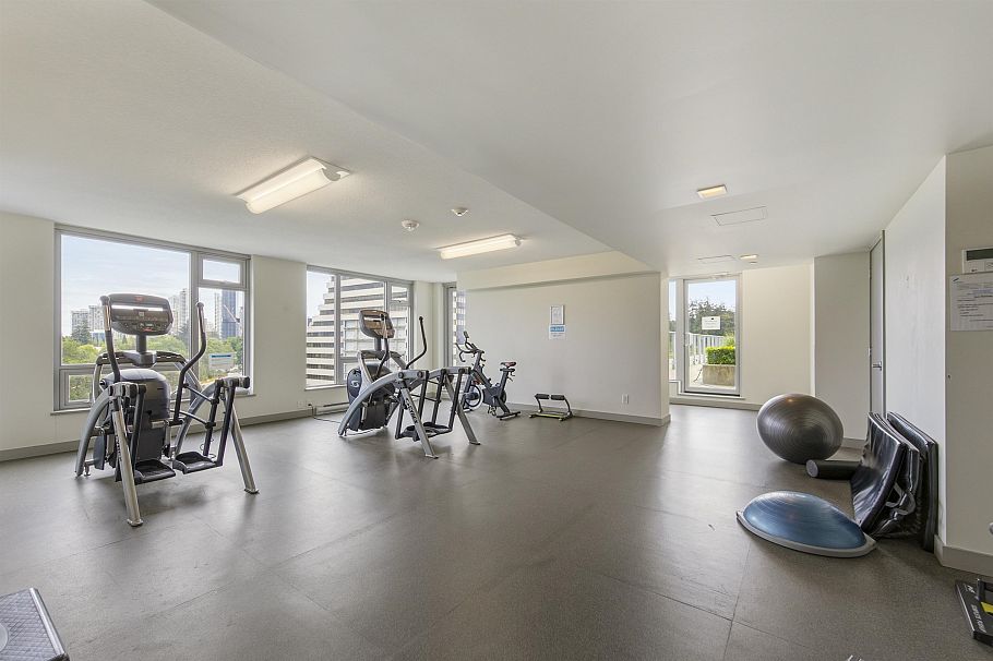 1104 5665 Boundary Road Vancouver, BC - 24