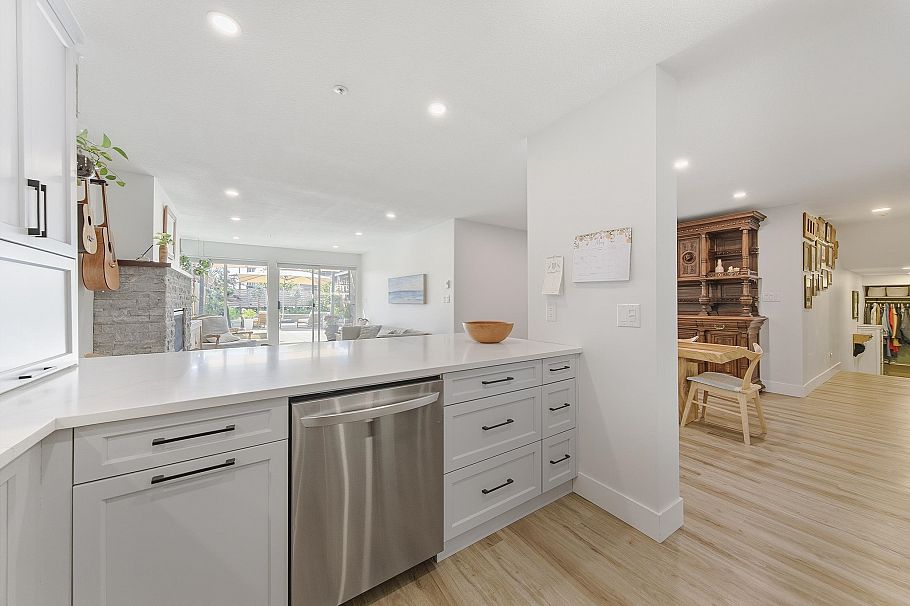 108 3131 Main Street Vancouver, BC - 11