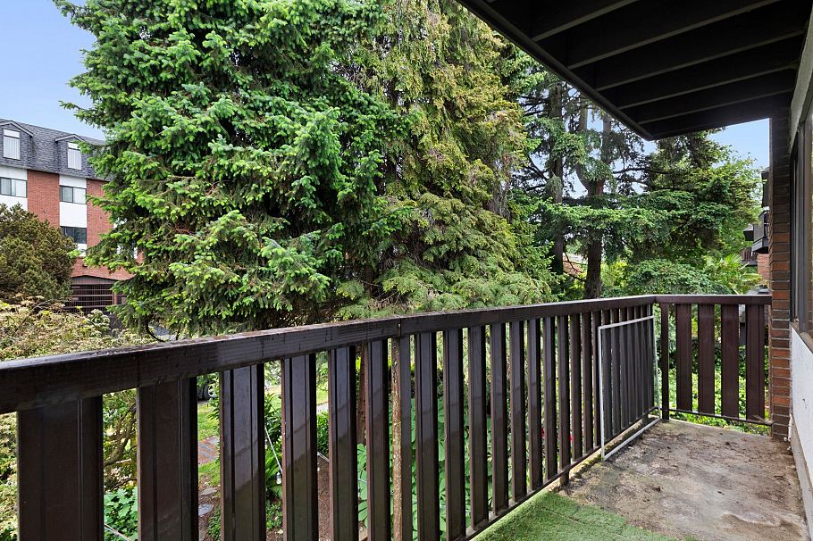 205 175 E 4th Street North Vancouver, BC - 8