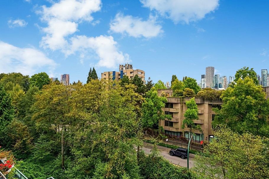 7 1355 W 4th Avenue Vancouver, BC - 16