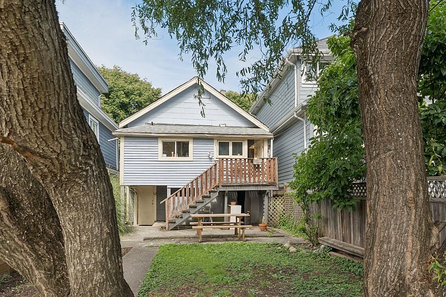 614 E 19th Avenue Vancouver, BC - 22