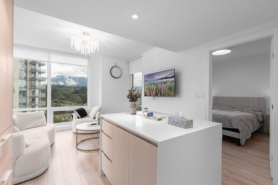 1902 1500 Fern Street North Vancouver, BC - 10
