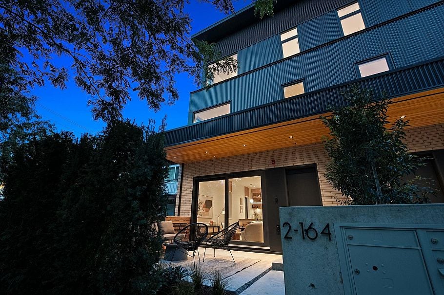 2 164 E 38th Avenue Vancouver, BC - 31