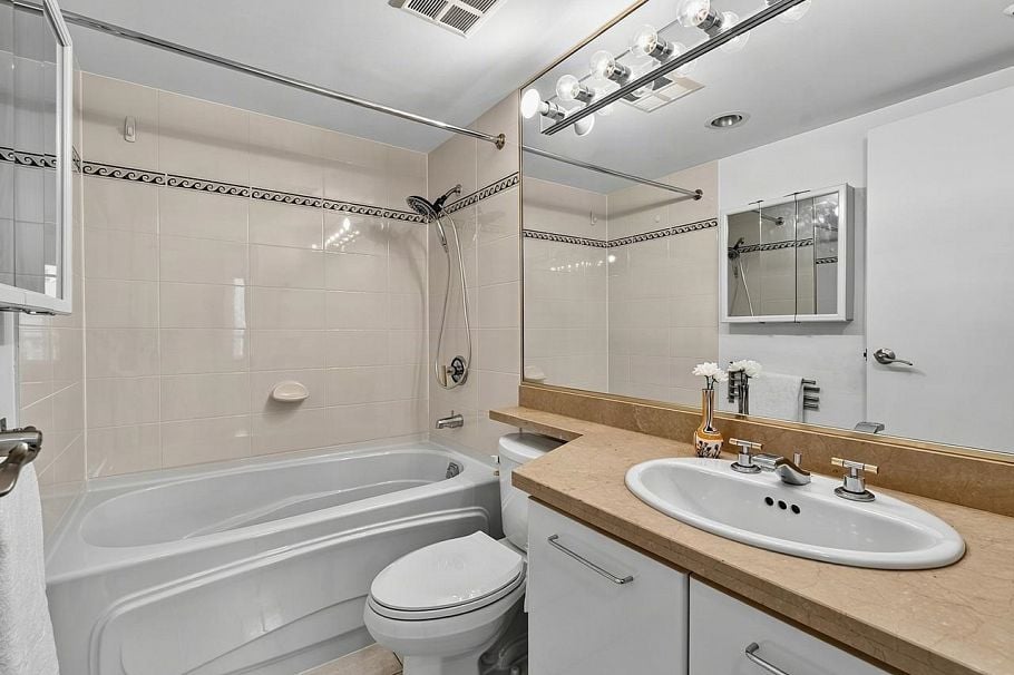 16D 139 Drake Street Vancouver, BC - 19