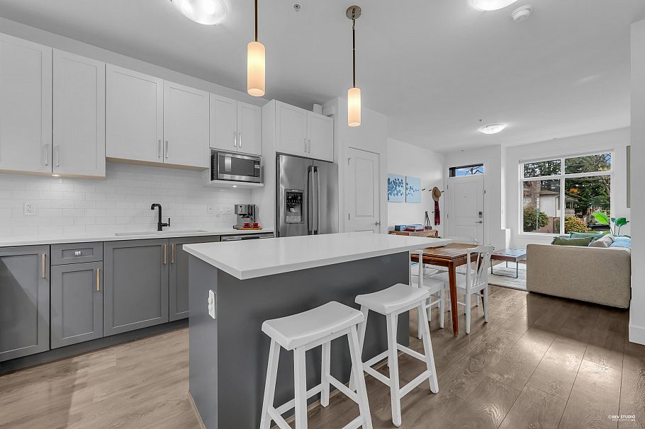 5795 Wales Street Vancouver, BC - 3