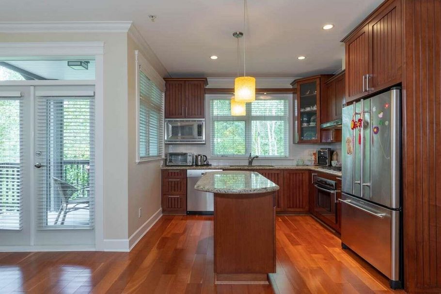 5 2780 Acadia Road Vancouver, BC - 5