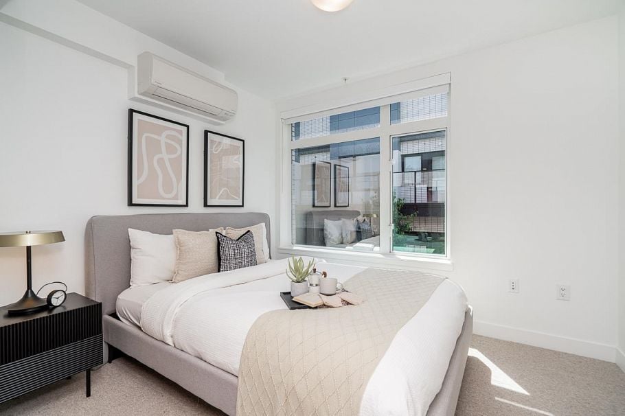 533 W 29th Avenue Vancouver, BC - 11