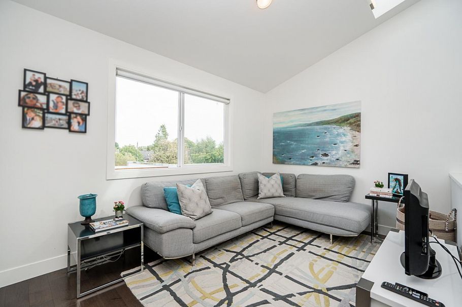 3328 W 7th Avenue Vancouver, BC - 26