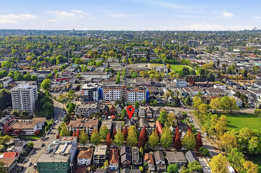 6 1642 E Georgia Street Vancouver, BC - 37