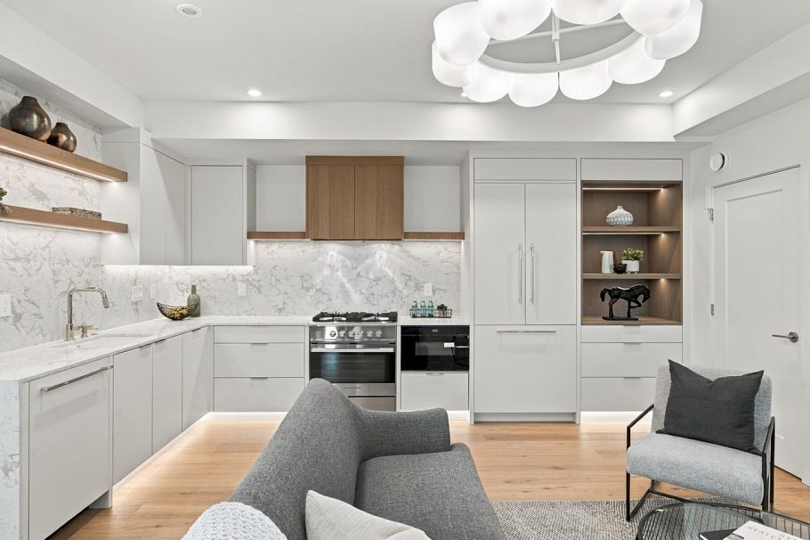 1145 W 33rd Avenue Vancouver, BC - 10