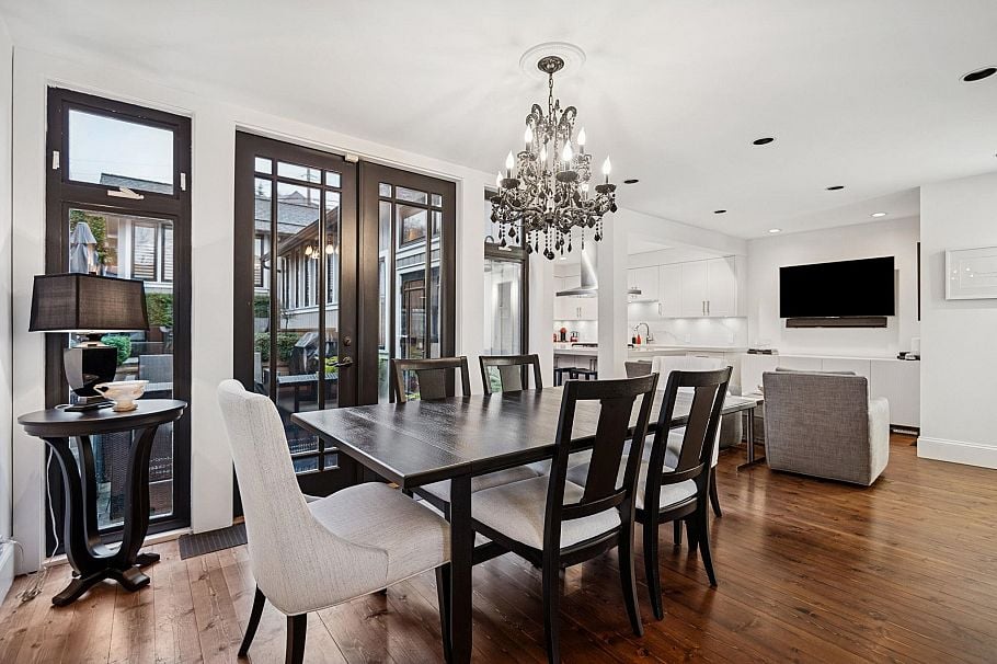 3814 W 11 Avenue Vancouver, BC - 11