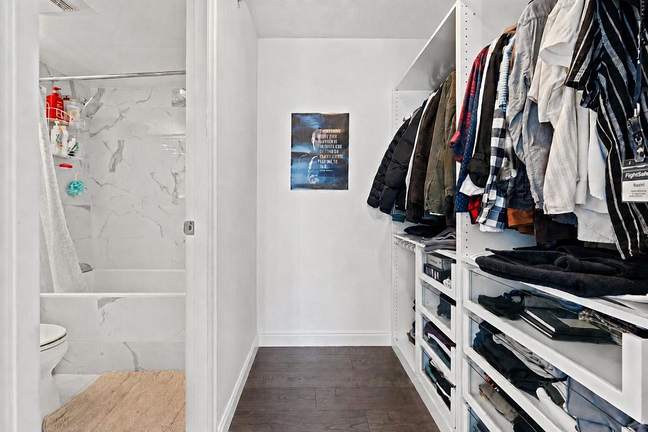 3302 193 Aquarius Mews Vancouver, BC - 19