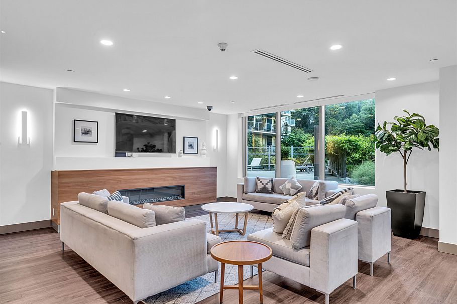 307 8580 River District Crossing Vancouver, BC - 18