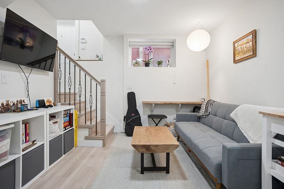 1604 E 36th Avenue Vancouver, BC - 21