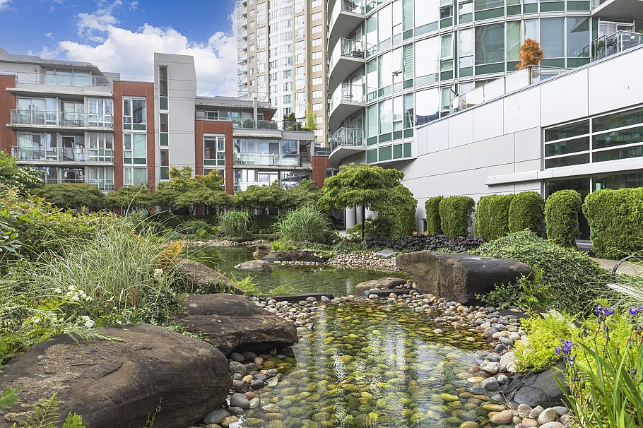 903 688 Abbott Street Vancouver, BC - 20