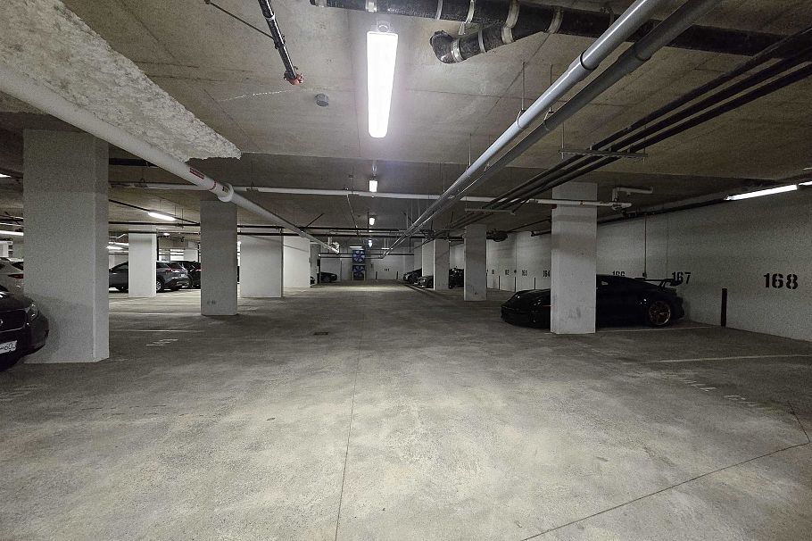 102 375 W 59th Avenue Vancouver, BC - 5