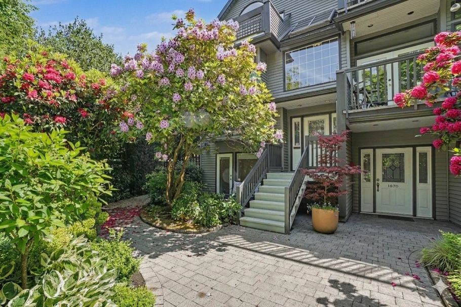1868 W 15th Avenue Vancouver, BC - 29