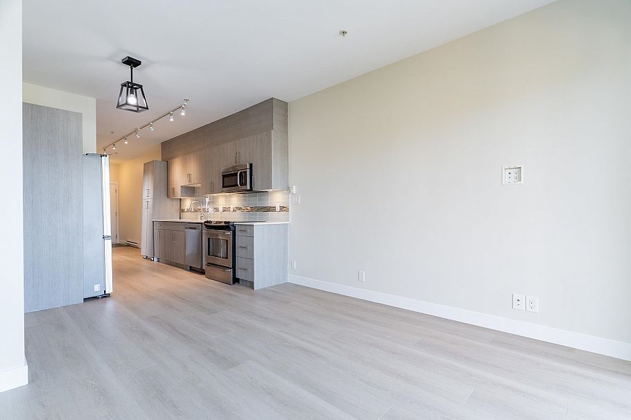 PH9 388 Kootenay Street Vancouver, BC - 11