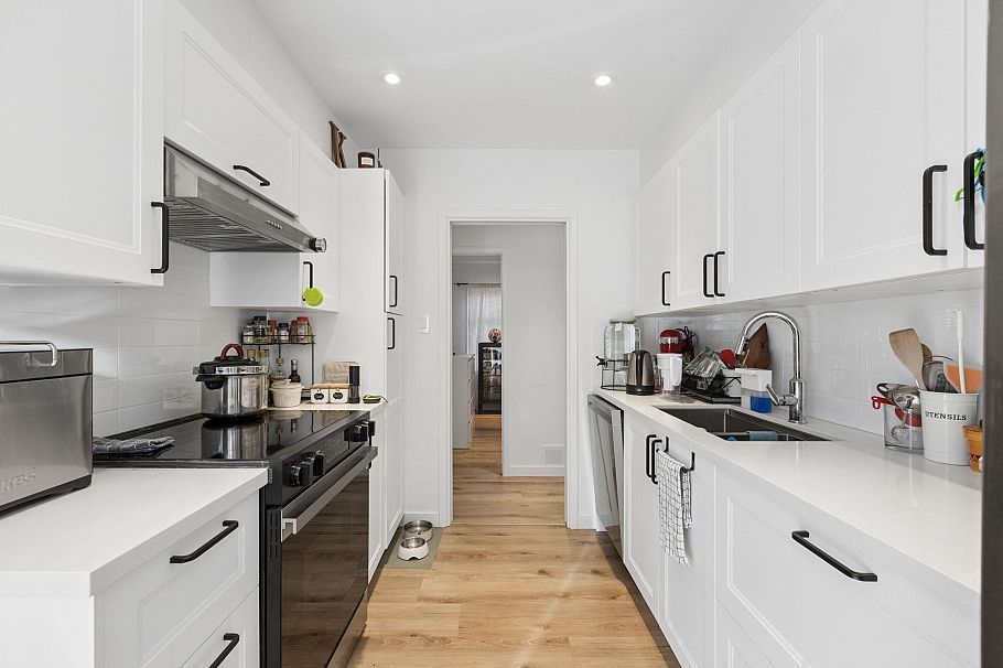 915 Wentworth Avenue North Vancouver, BC - 19