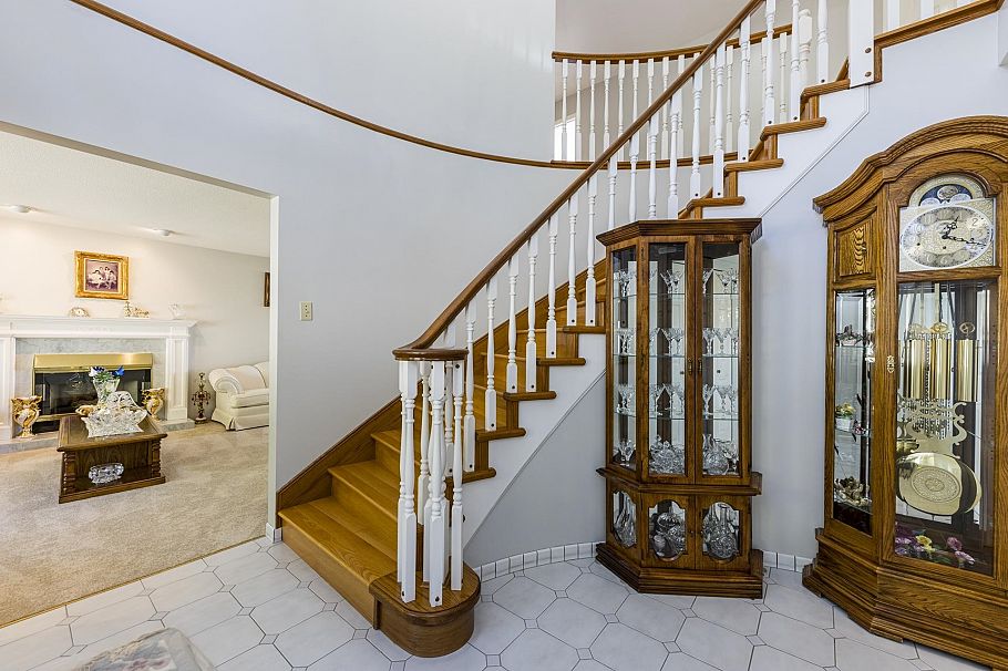 557 Tempe Crescent North Vancouver, BC - 20