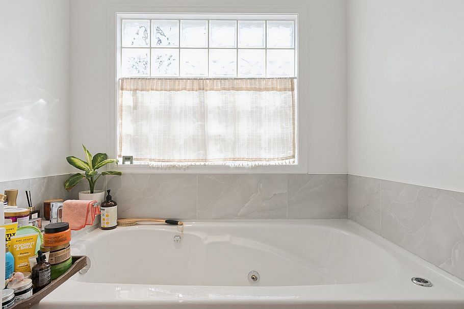 915 Wentworth Avenue North Vancouver, BC - 24