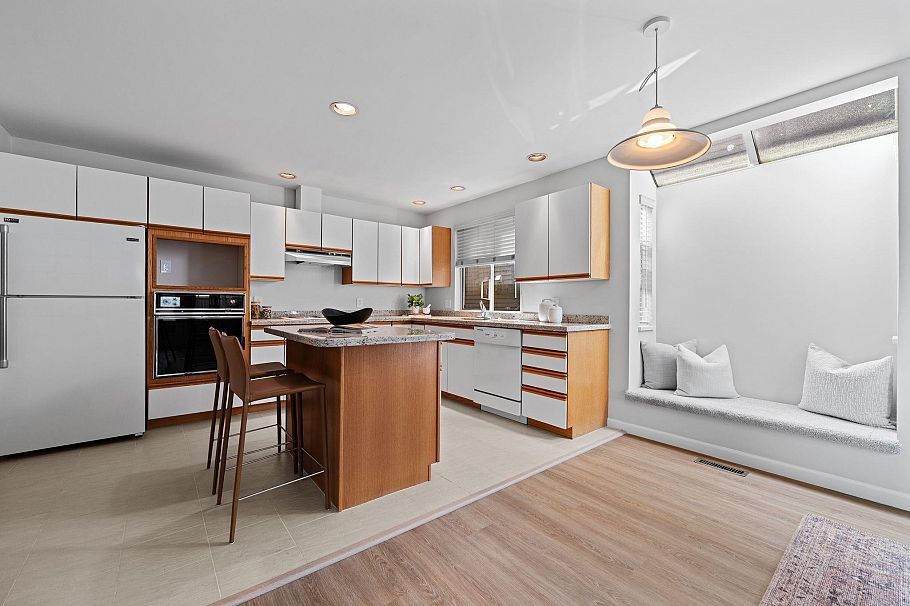 1885 Macdonald Street Vancouver, BC - 5