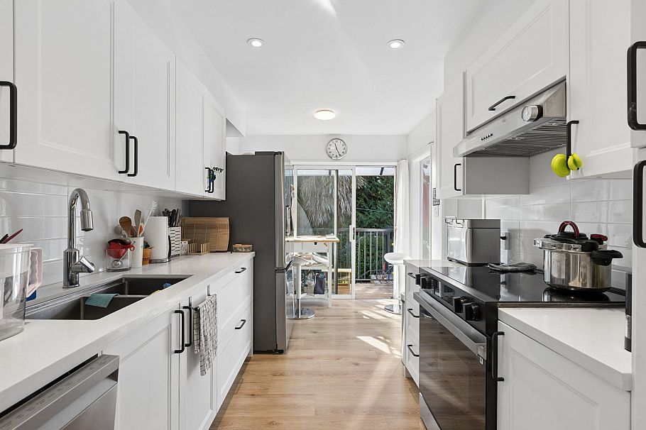 915 Wentworth Avenue North Vancouver, BC - 21