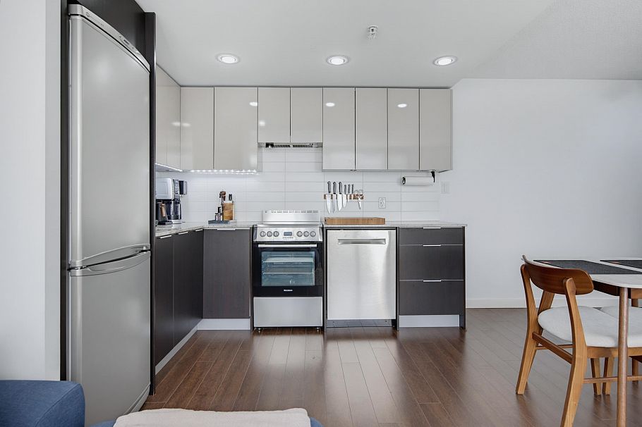 211 445 W 2nd Avenue Vancouver, BC - 17