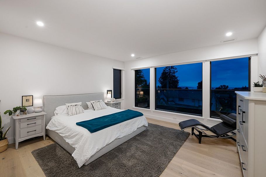 255 Sandringham Crescent North Vancouver, BC - 22