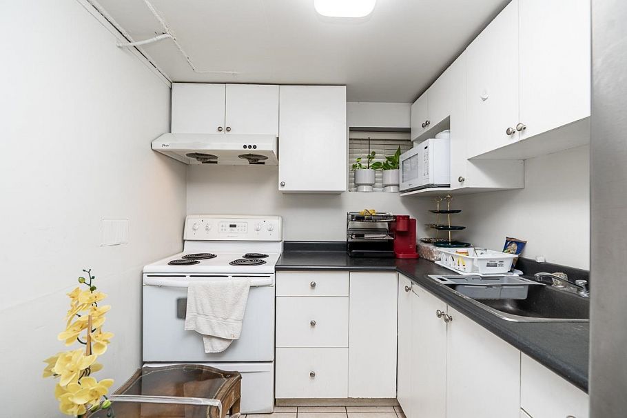 2873 E 54th Avenue Vancouver, BC - 15