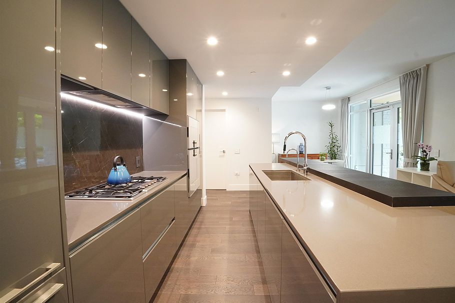 102 375 W 59th Avenue Vancouver, BC - 23