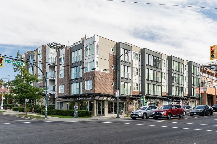 PH9 388 Kootenay Street Vancouver, BC - 38
