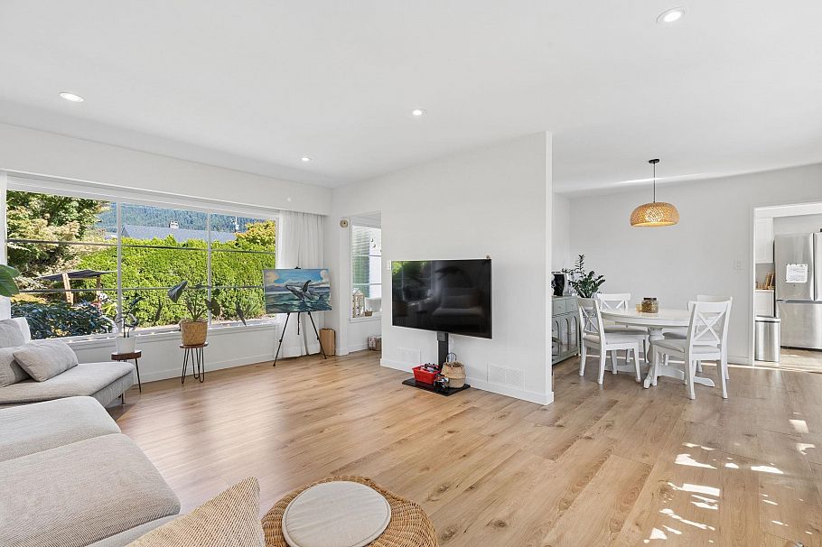 915 Wentworth Avenue North Vancouver, BC - 12