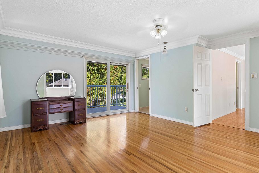 788 E 26th Street North Vancouver, BC - 23