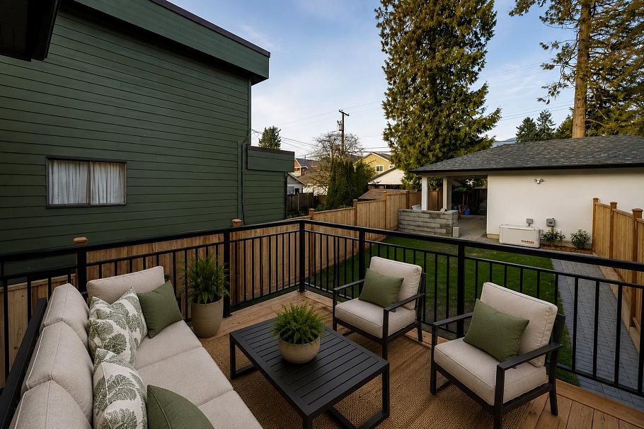 254 E 18th Street North Vancouver, BC - 7