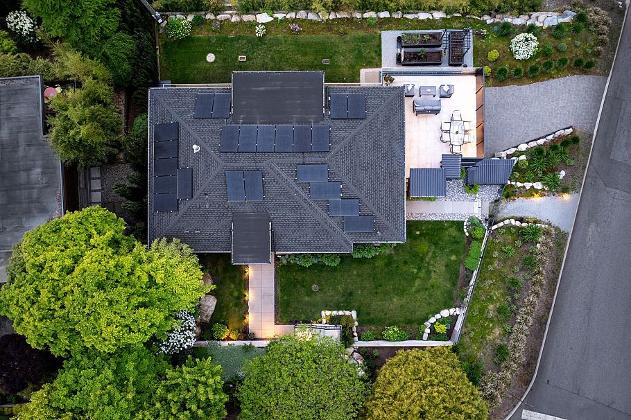 255 Sandringham Crescent North Vancouver, BC - 40