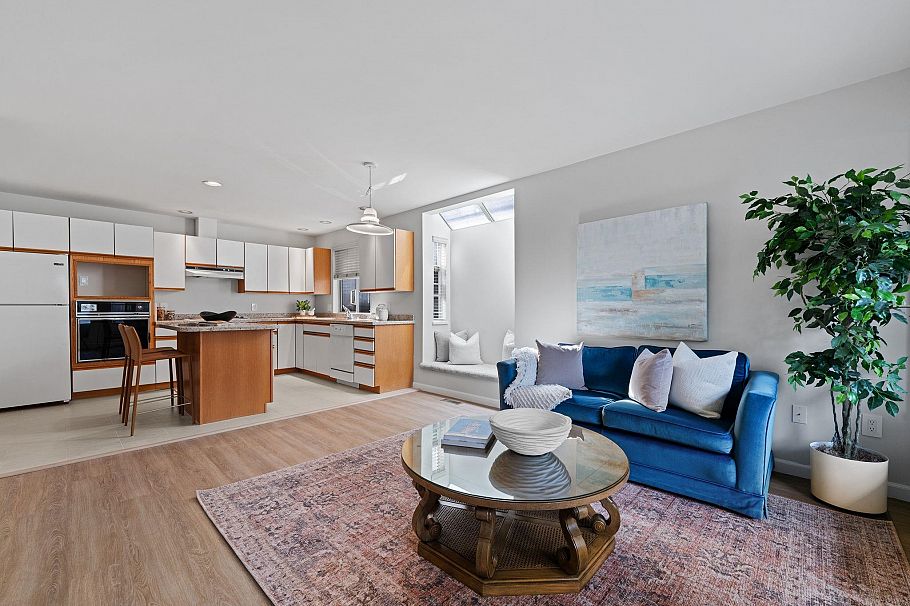 1885 Macdonald Street Vancouver, BC - 9
