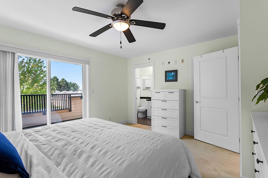 1121 St. Andrews Avenue North Vancouver, BC - 20