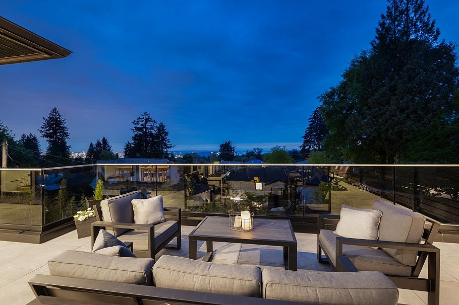 255 Sandringham Crescent North Vancouver, BC - 21