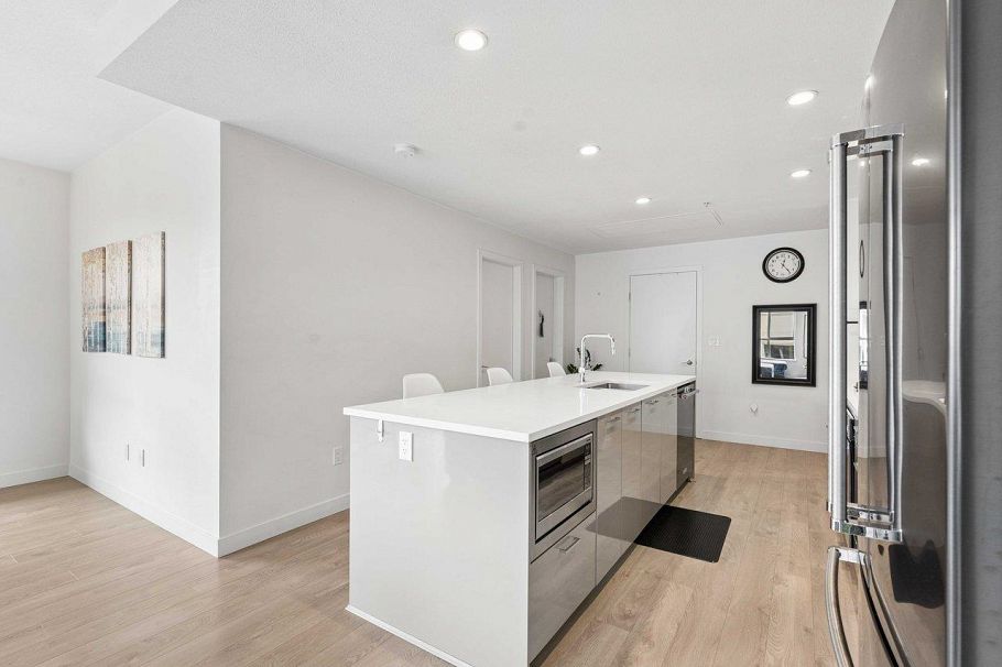405 3581 Ross Drive Vancouver, BC - 7