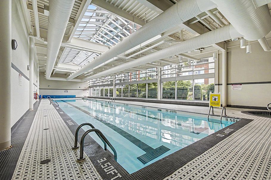 903 688 Abbott Street Vancouver, BC - 21