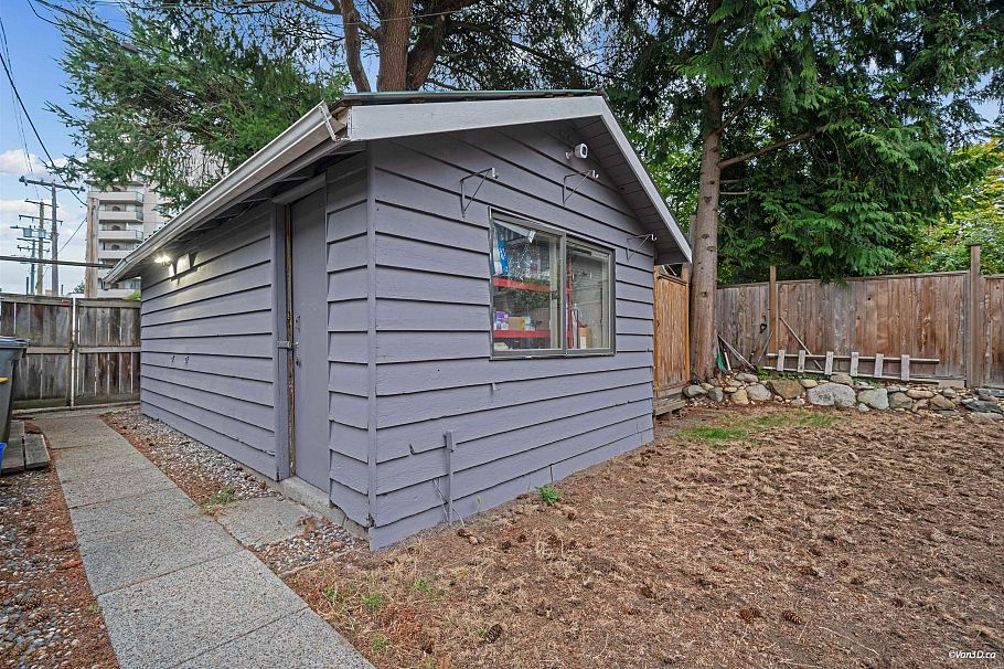 2343 W 45th Avenue Vancouver, BC - 30