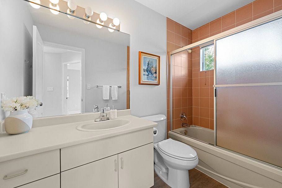 1885 Macdonald Street Vancouver, BC - 23