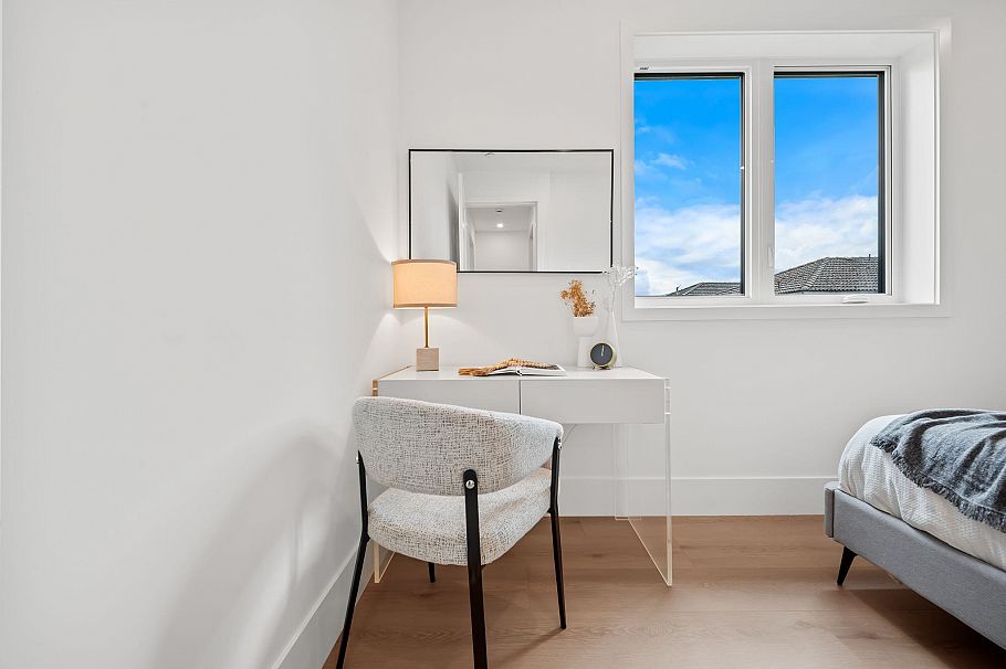 2545 E 2nd Avenue Vancouver, BC - 34