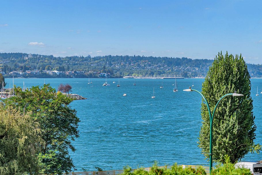 209 1311 Beach Avenue Vancouver, BC - 21